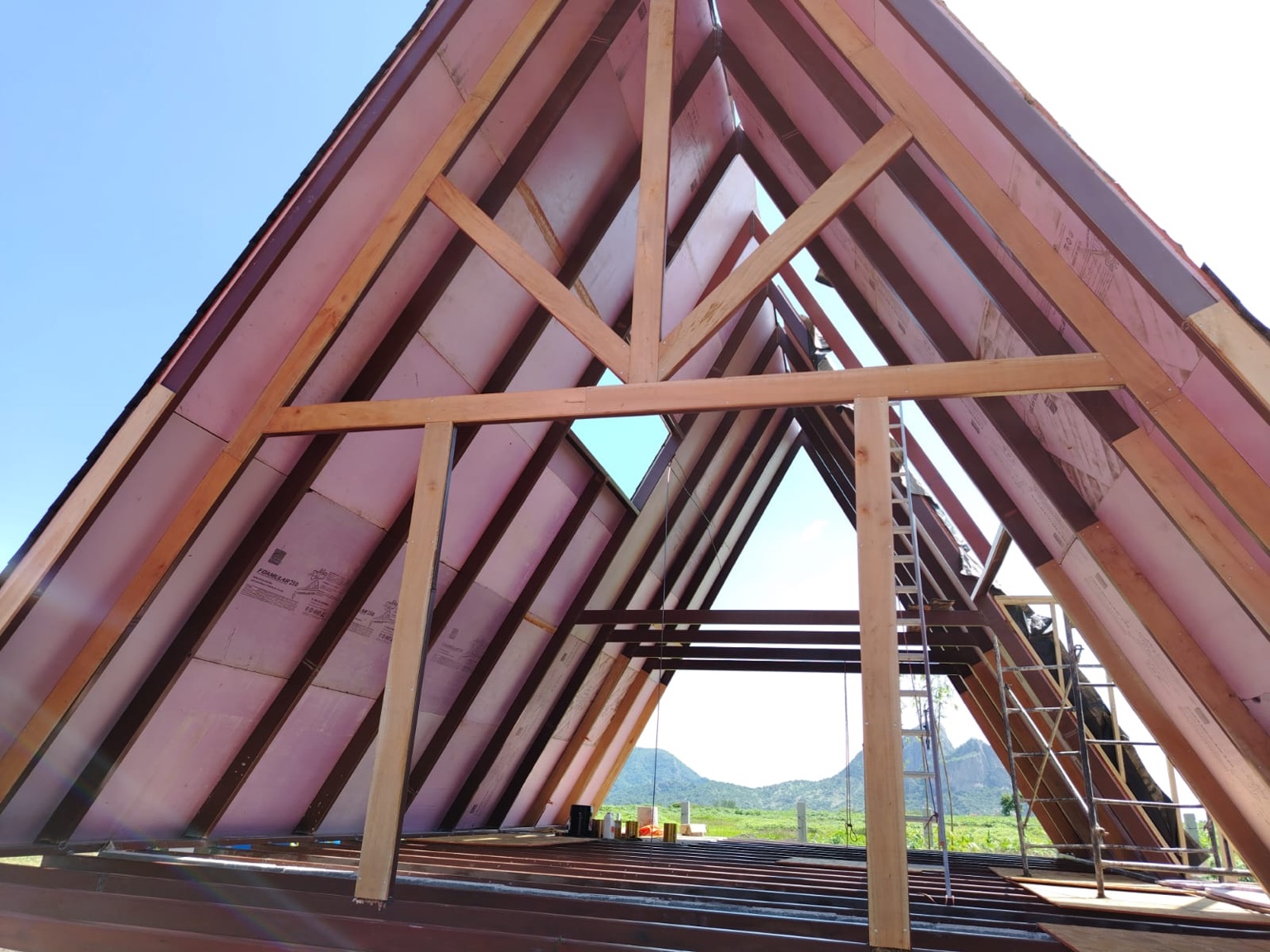 Interior de estructura de cabaña alpina